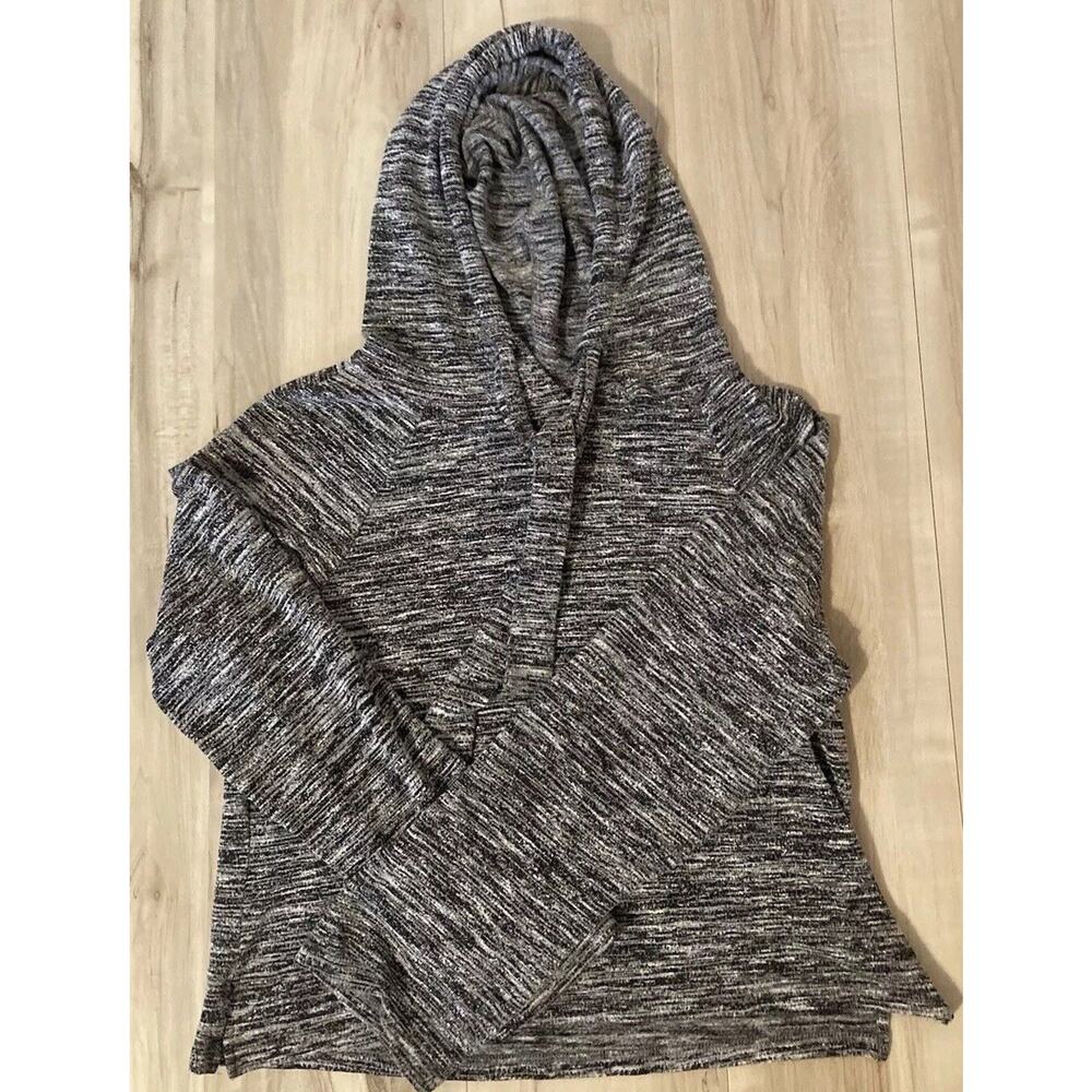 Loveriche Hooded Sweater Size Small Black/White Print NWOT